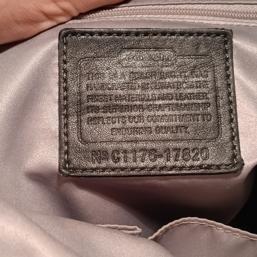 Coach Stylish Black and Tan Women's Bag - Picture 12 of 12